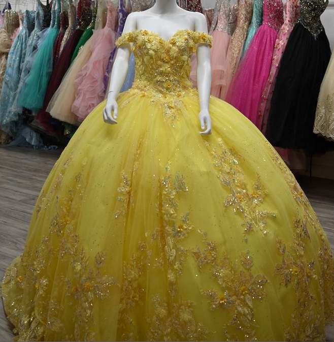 Sweet 15 dresses sales yellow
