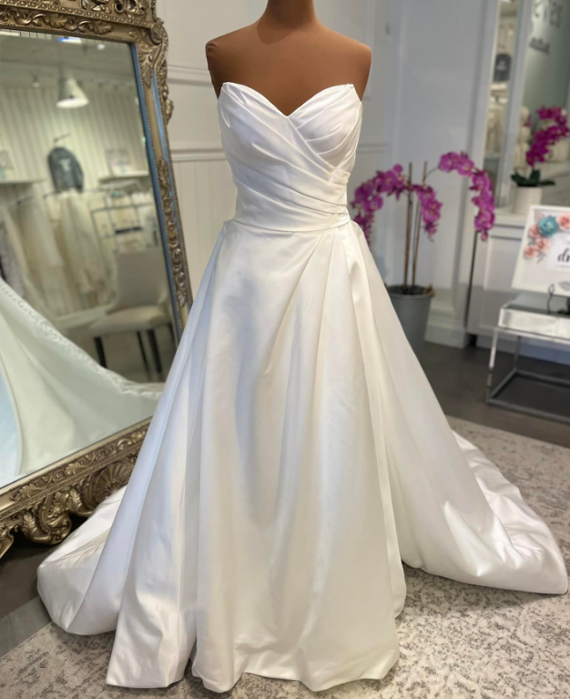 Strapless A-line Satin Wedding Dress DressesTailor Strapless A-line Satin Wedding Dress DressesTailor