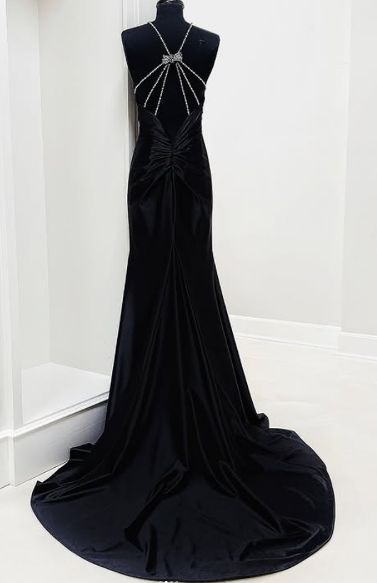 Black Mermaid Long Prom Dress with Beading