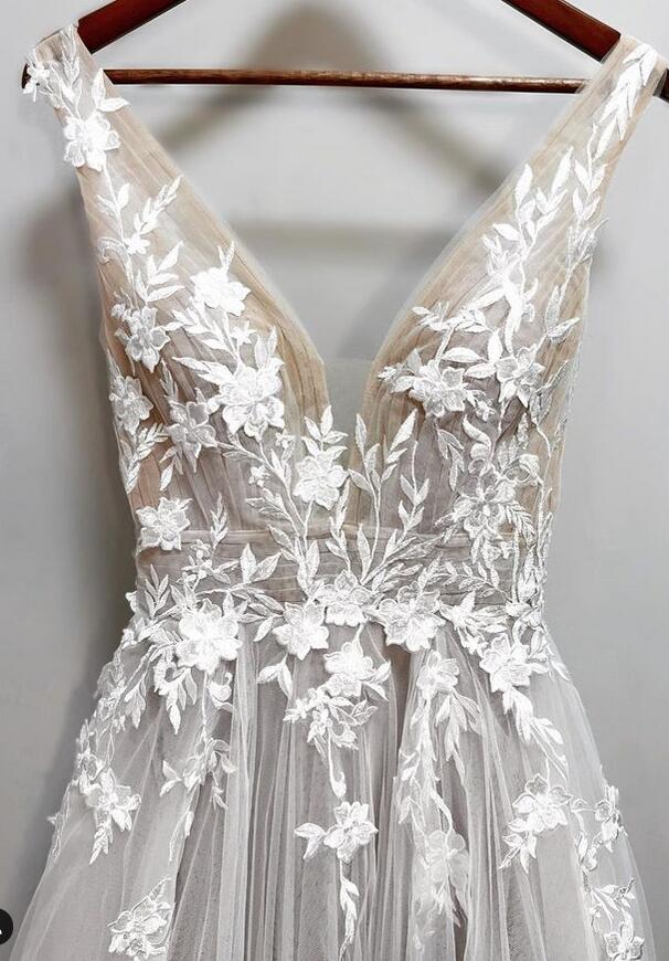 V-neck A-line Wedding Dress, Bridal Gown ,Dresses For Brides DTB130
