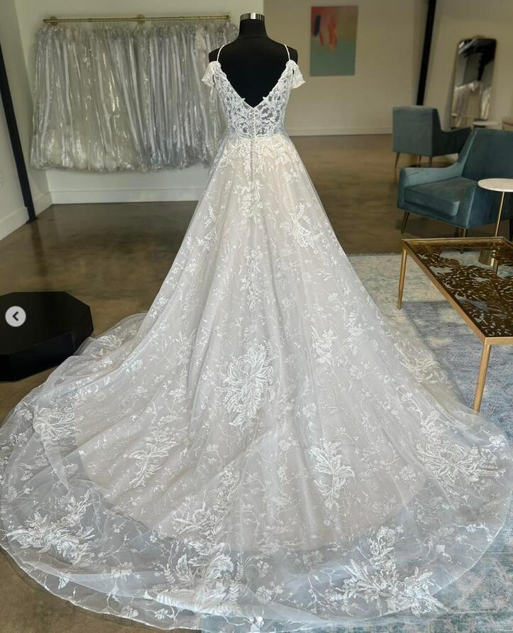 Off the Shoulder A-line Lace Wedding Dress DTB155