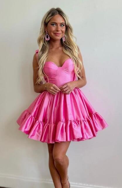 Sweetheart Necks Ruffle Hem Homecoming Dress