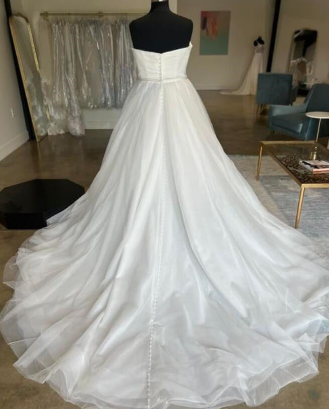 Strapless Sweetheart A-line Tulle Wedding Dress DTB164