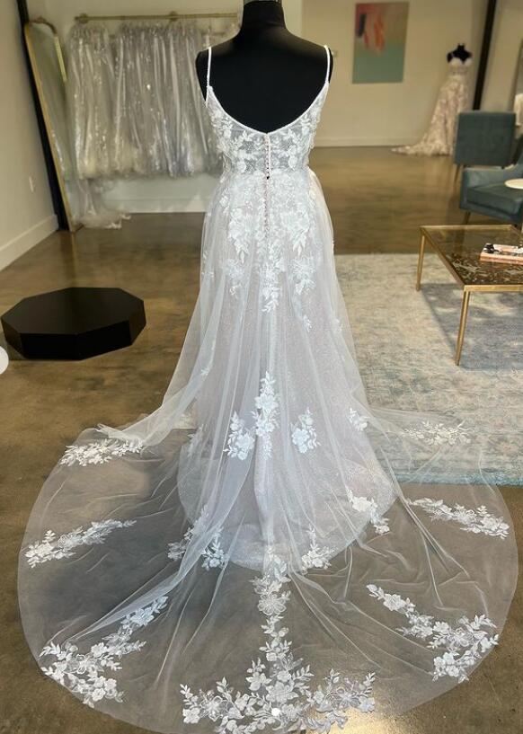 Straps Open Back A-line Tulle/Lace Wedding Dress DTB165