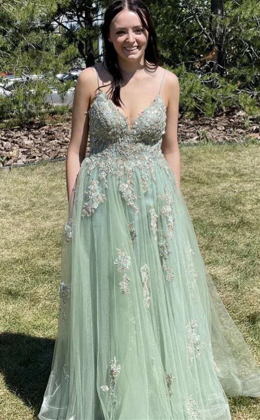 Straps V-neck Tulle A-line Long Prom Dress with Appliques