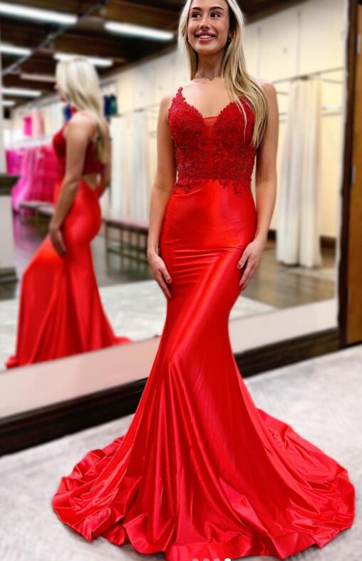 V-neck Fitted Long Prom Dress with Lace Top