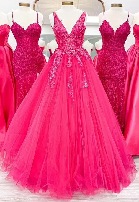 V-neck Tulle Long Prom Dresses with Appliques