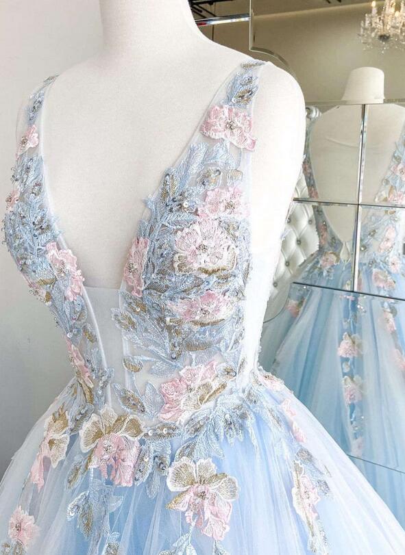 V-neck Open Back Tulle Long Prom Dress with Appliques