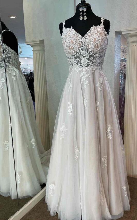 Straps A-line Open Back Tulle/Lace Wedding Dress
