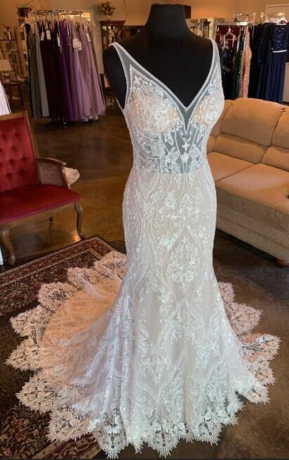 V-Neck Backless Lace Mermaid Wedding Dress