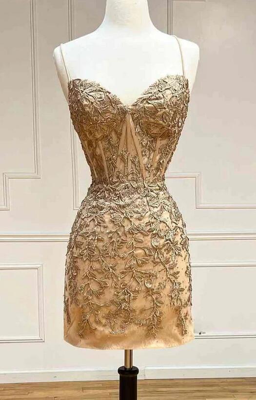 Straps Short Leaf Lace Fitted Homecoming Dress