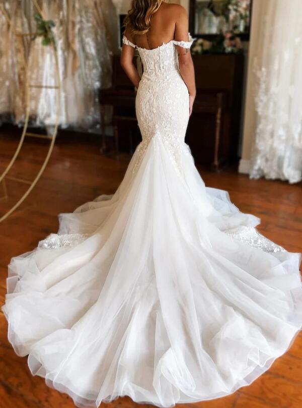 Off-the-Shoulder Trumpet Tulle/Lace Wedding Dress