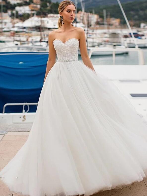 Sweetheart Sleeveless Sweep/Brush Train A-line Wedding Dresses DT1401