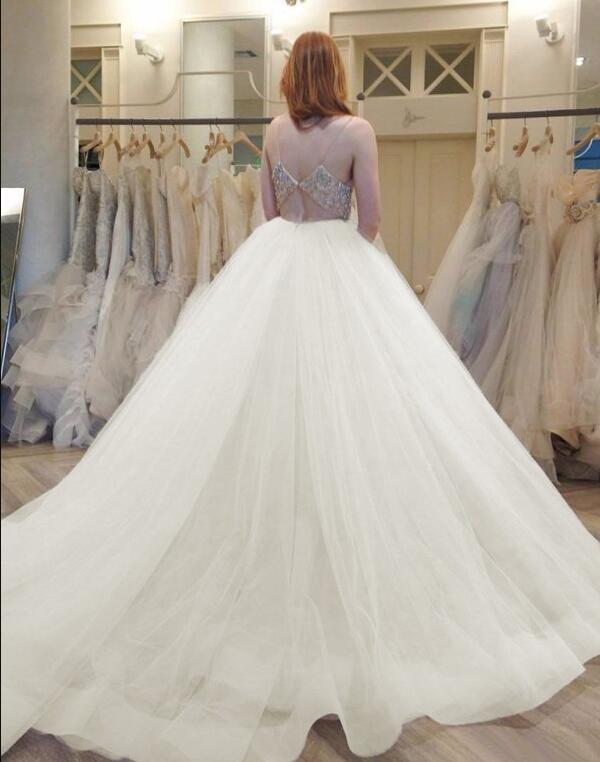 Spaghetti Straps Sleeveless Crystal Court Train Tulle A-line Wedding Dresses DT1416