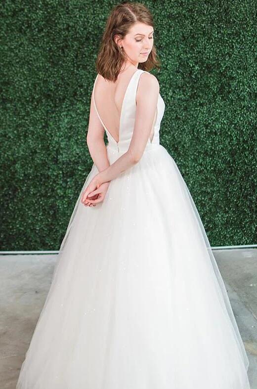 V-Neck A-line Simple Wedding Dress DT1571