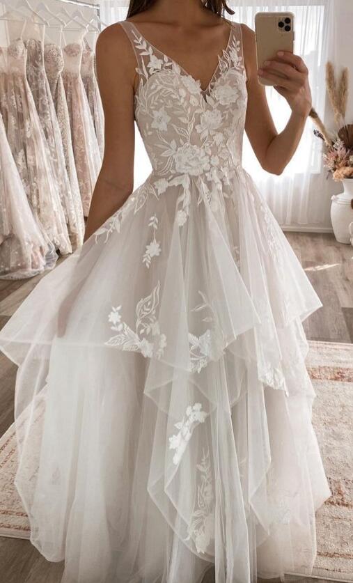 V-neck A-line Tulle/Lace Wedding Dresses DT1573