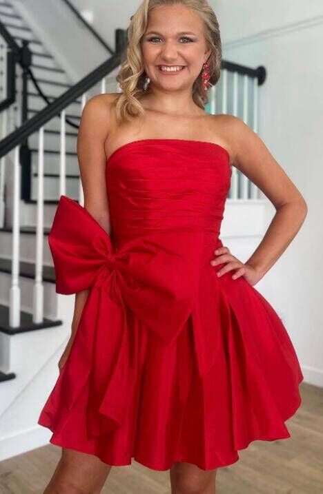 Red Strapless Taffeta Homecoming Dress with Pleated Bodice and Bow on Waistline