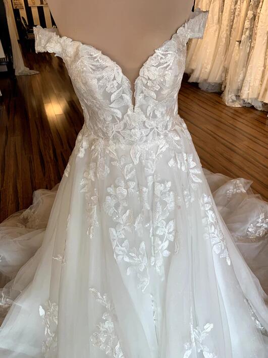 Off the Shoulder Tulle/Lace Wedding Dresses DTB106