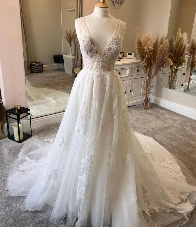 V-neck A Line Tulle/Lace Wedding Dresses,Custom Made Bridal Dress DTB115
