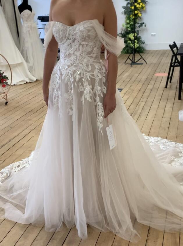 Off the Shoulder A-line Wedding Dress, Bridal Gown ,Dresses For Brides DTB137