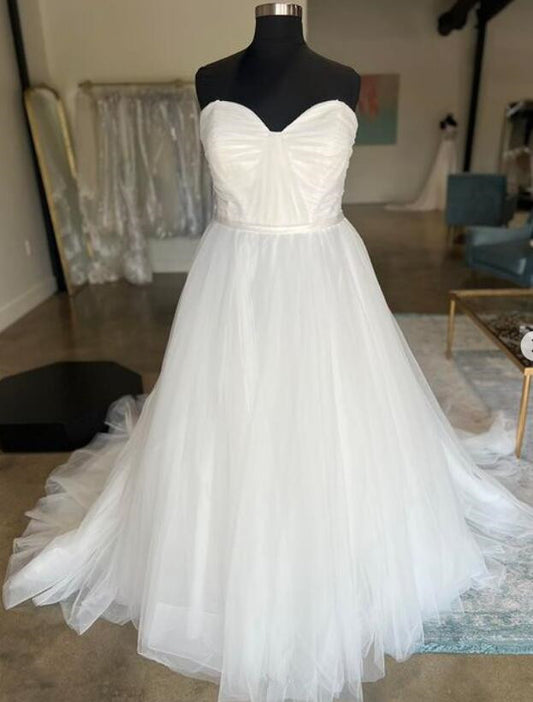 Strapless Sweetheart A-line Tulle Wedding Dress DTB164