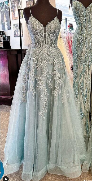 Straps Tulle/Lace A-line Long Prom Dress