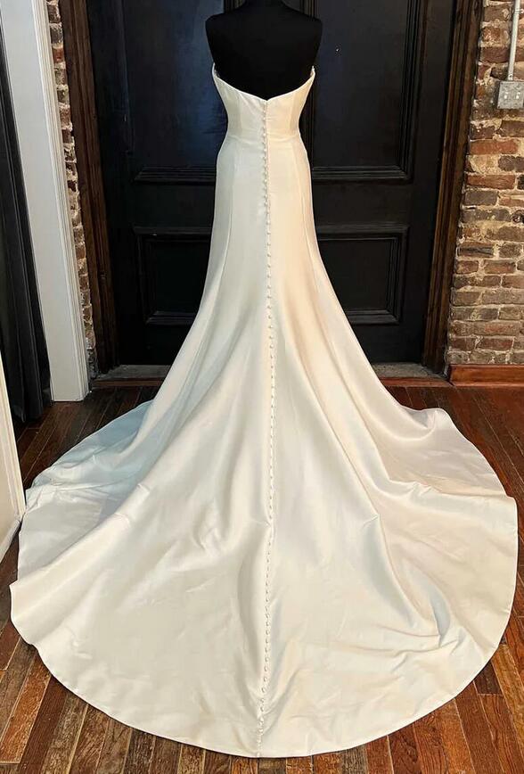 Strapless Sweetheart Neck A-line Wedding Dress