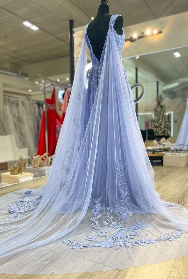 Plunging Deep V Neckline Tulle and Leaf Lace Prom Dresses with Tulle Cape
