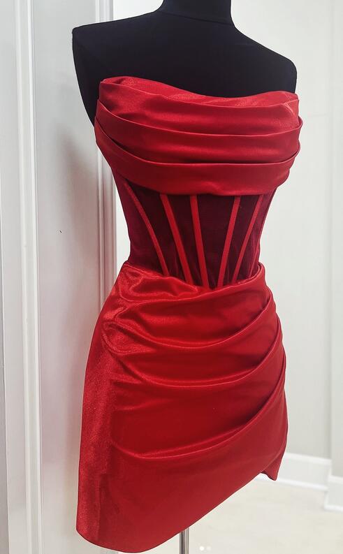 Strapless Red Fitted Homecoming Dress