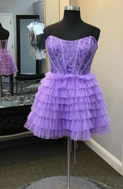 Short Homecoming Dress with Lace Top and Ruffle Skirt