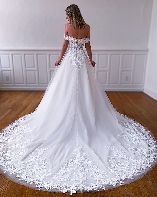 Off Shoulder Tulle/Lace Wedding Dresses,Dresses For Wedding,Bridal Gown,Bride Dress,Dresses For Brides