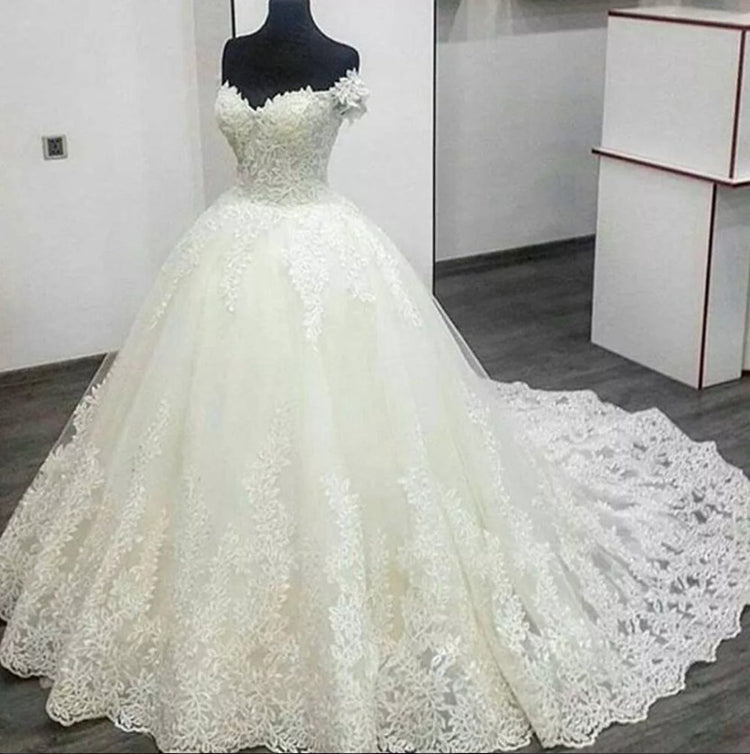 Princess Style Wedding Dress 2019 Off The Shoulder Straps, Bridal Gown