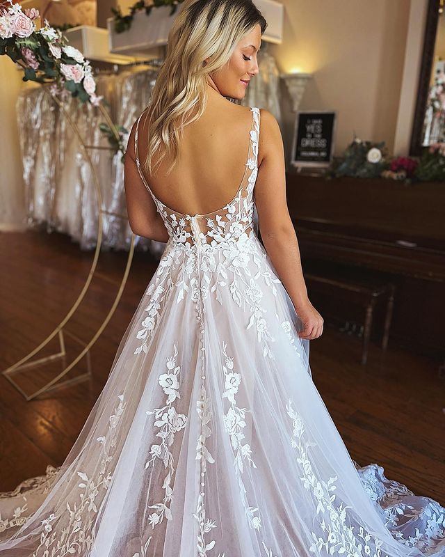 Lace Wedding Dress ,Dresses For Wedding,Bridal  Gown,Bride Dress,Dresses For Brides