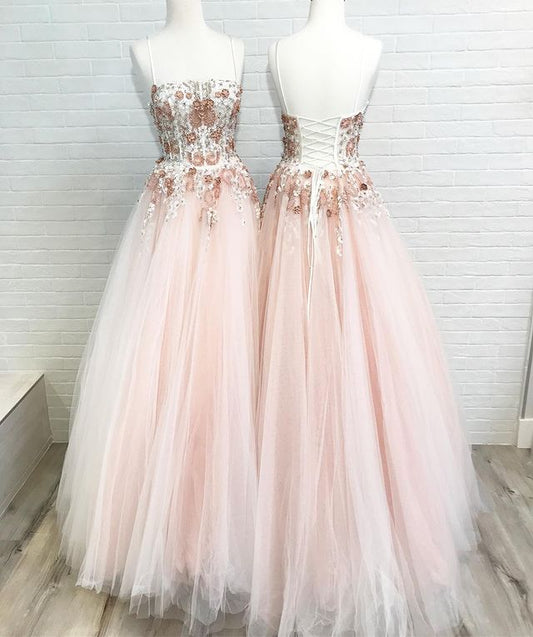 Ball Gown Tulle Long Prom Dresses with Appliques and Beading