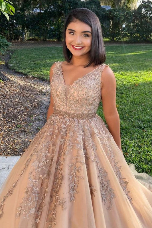 V-neck Leaf Lace Ball Gown Prom Dresses with Beading