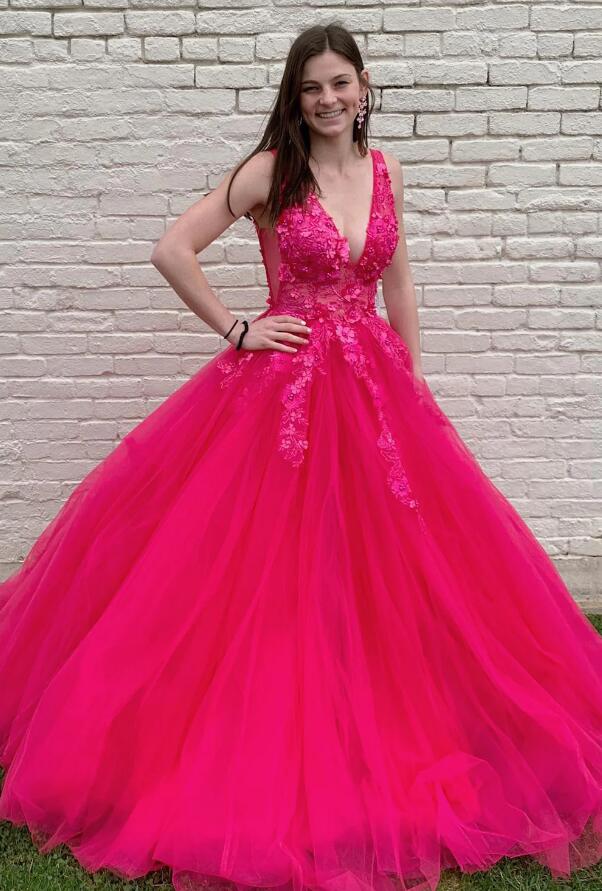 V-neck Ball Gown Tulle/Lace Long Prom Dress