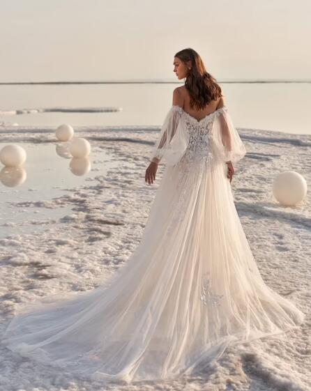 Off the Shoulder A-line Beach Wedding Dresses DT1594