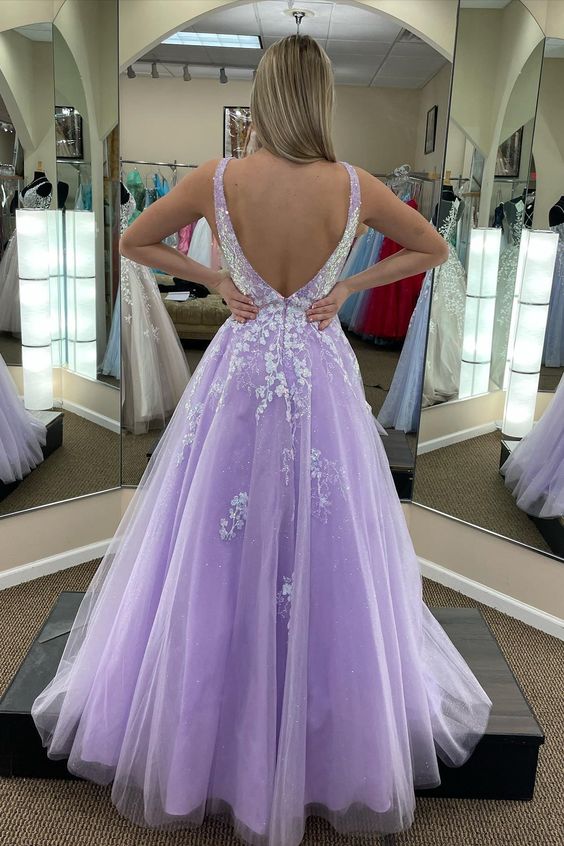 V-neck Tulle/Lace Prom Dresses Long with Open Back