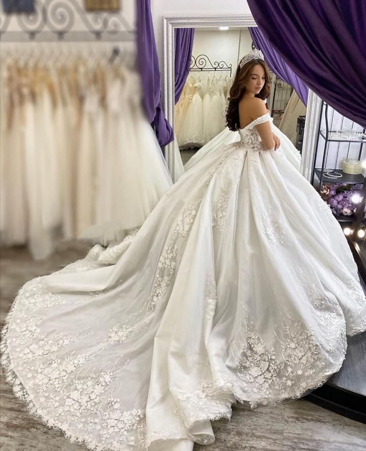 Beautiful Lace Long Sleeve Princess Wedding Dresses Ball Gown With  Appliques - June Bridals