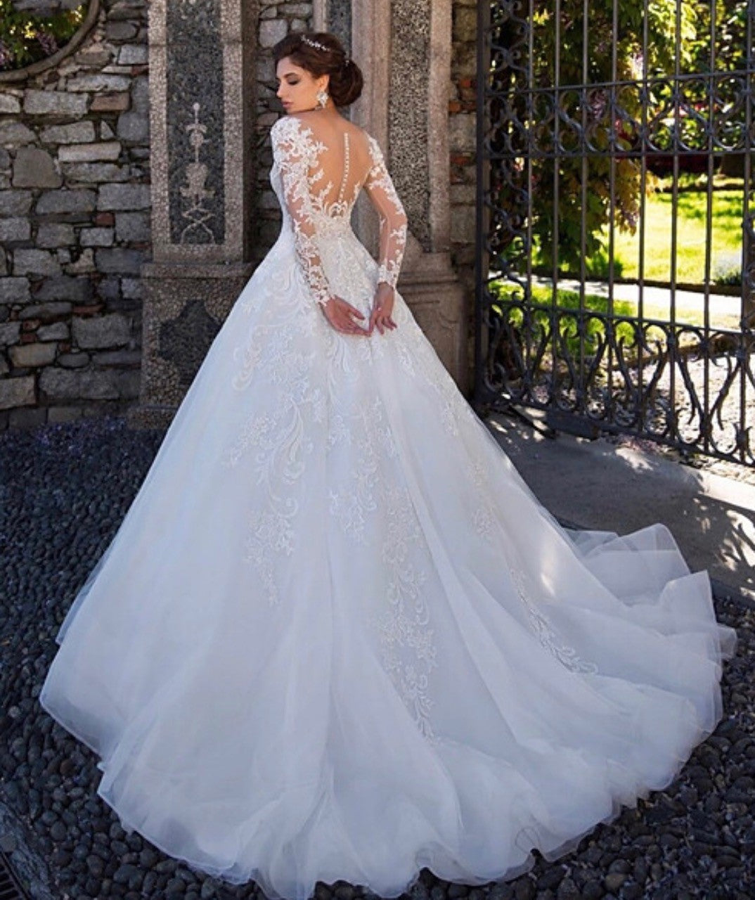 Wedding dresses princess style with clearance lace